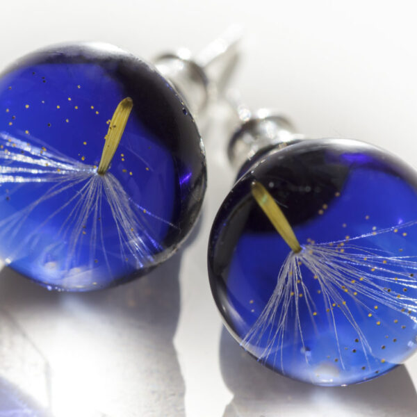Kolczyki z nasionkiem dmuchawca i złotym pyłem niebieskie sztyft