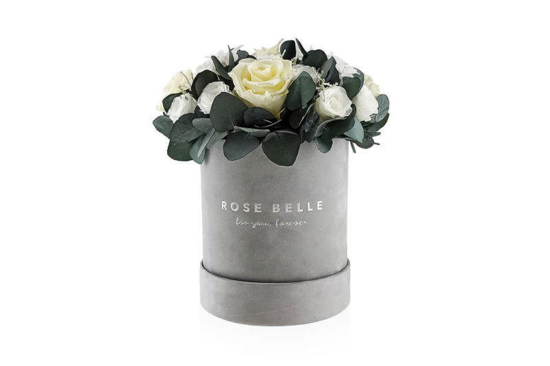 Rose Belle Box flokowany z eukaliptusem rozmiar m